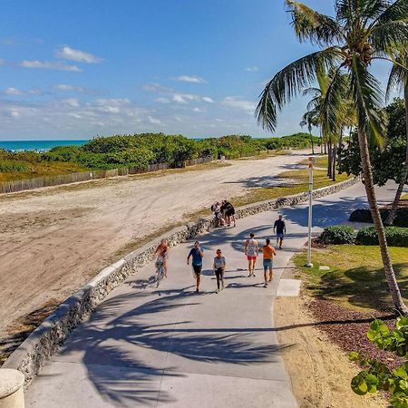 Deco Beachside Apt, W/2 Queen Beds, Washer/Dryer Miami Beach Extérieur photo