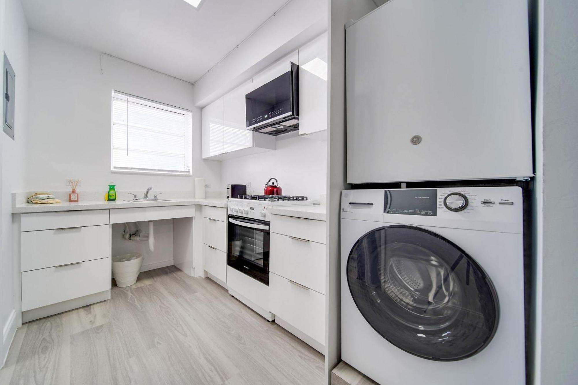 Deco Beachside Apt, W/2 Queen Beds, Washer/Dryer Miami Beach Extérieur photo